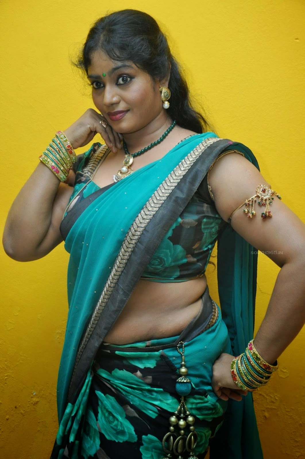 Tamil natural aunty xxx