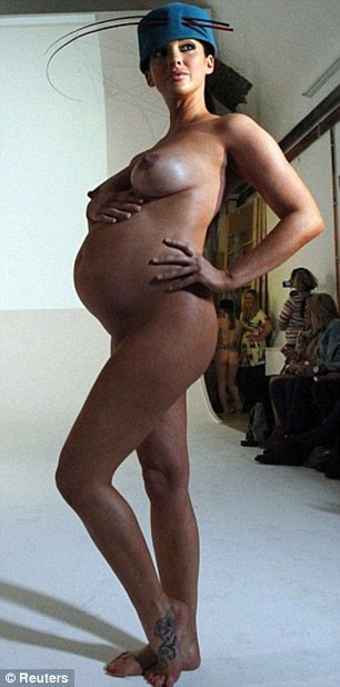 Sophia cahill pregnant nude