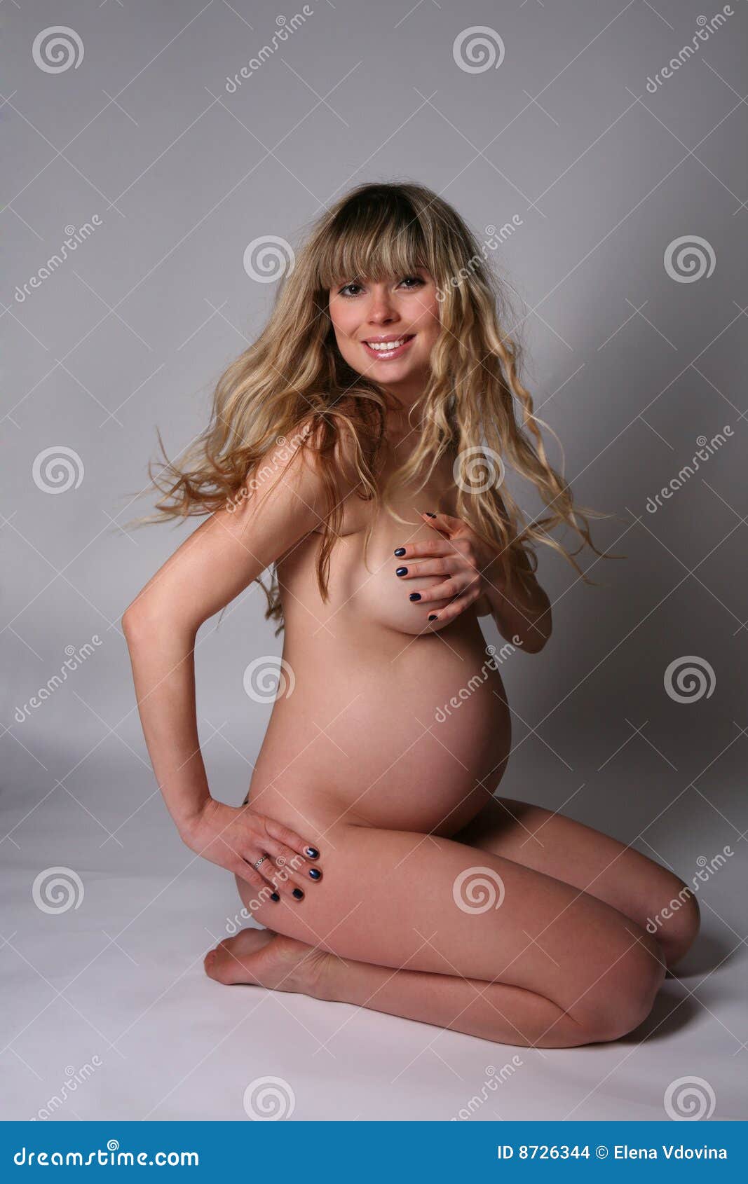 Beautiful pregnant women nude
