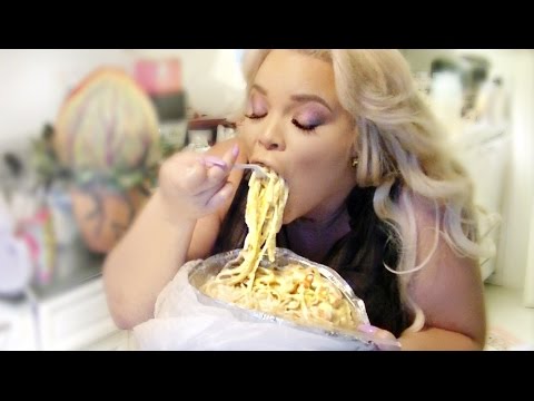 Fat girl eating food