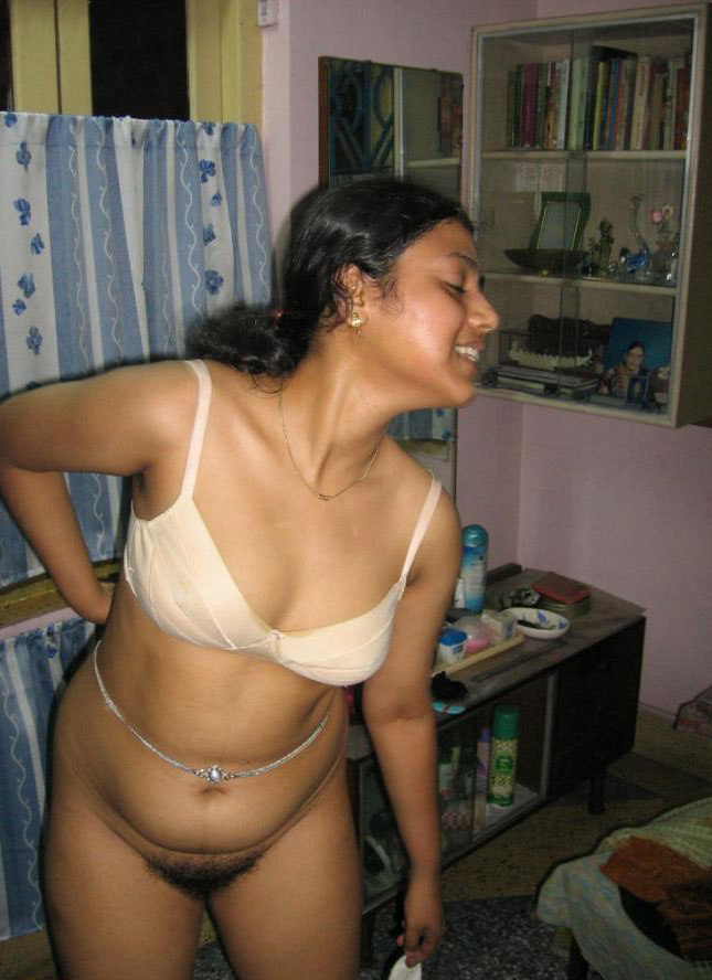Indian desi aunty nude