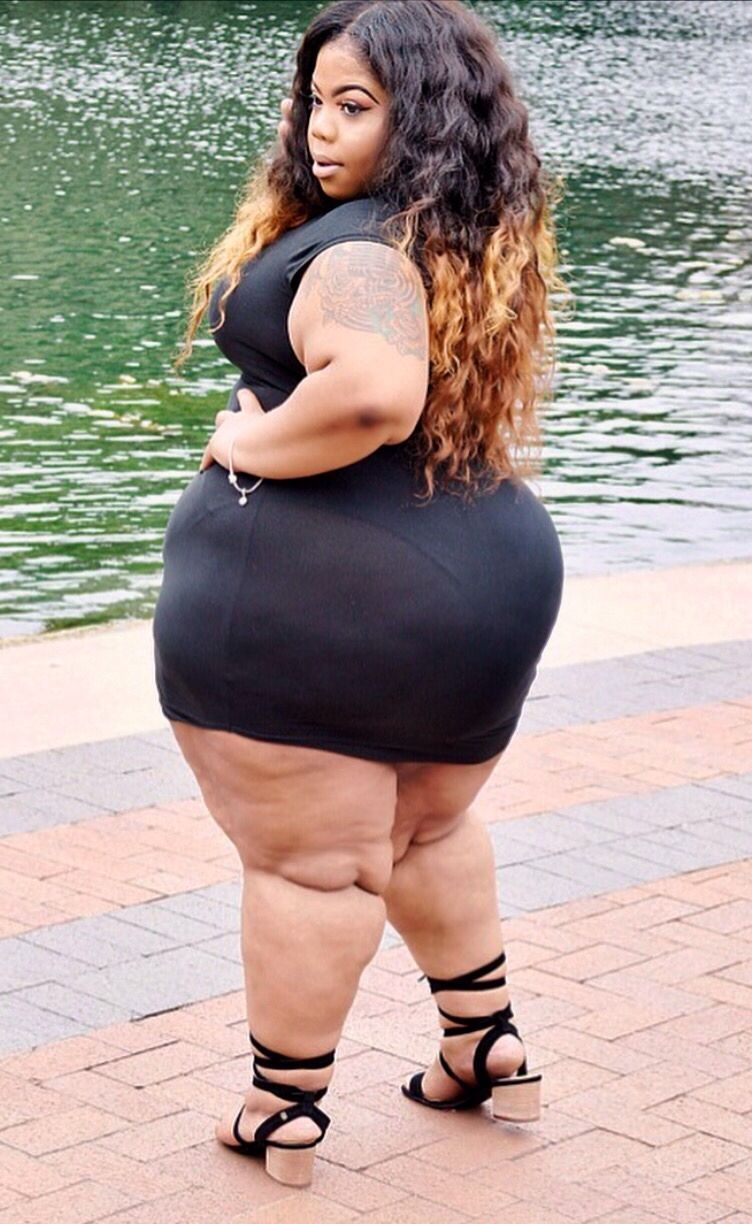 Thick women booty curvy ass