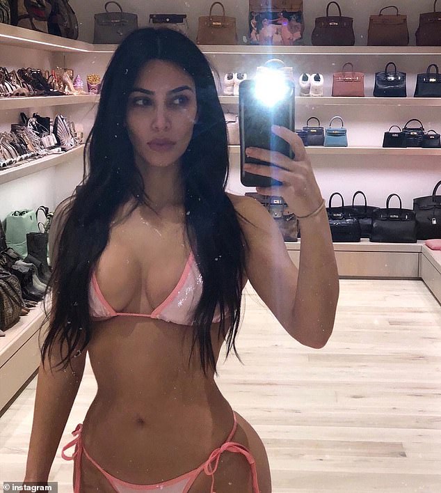Kim kardashian instagram selfie