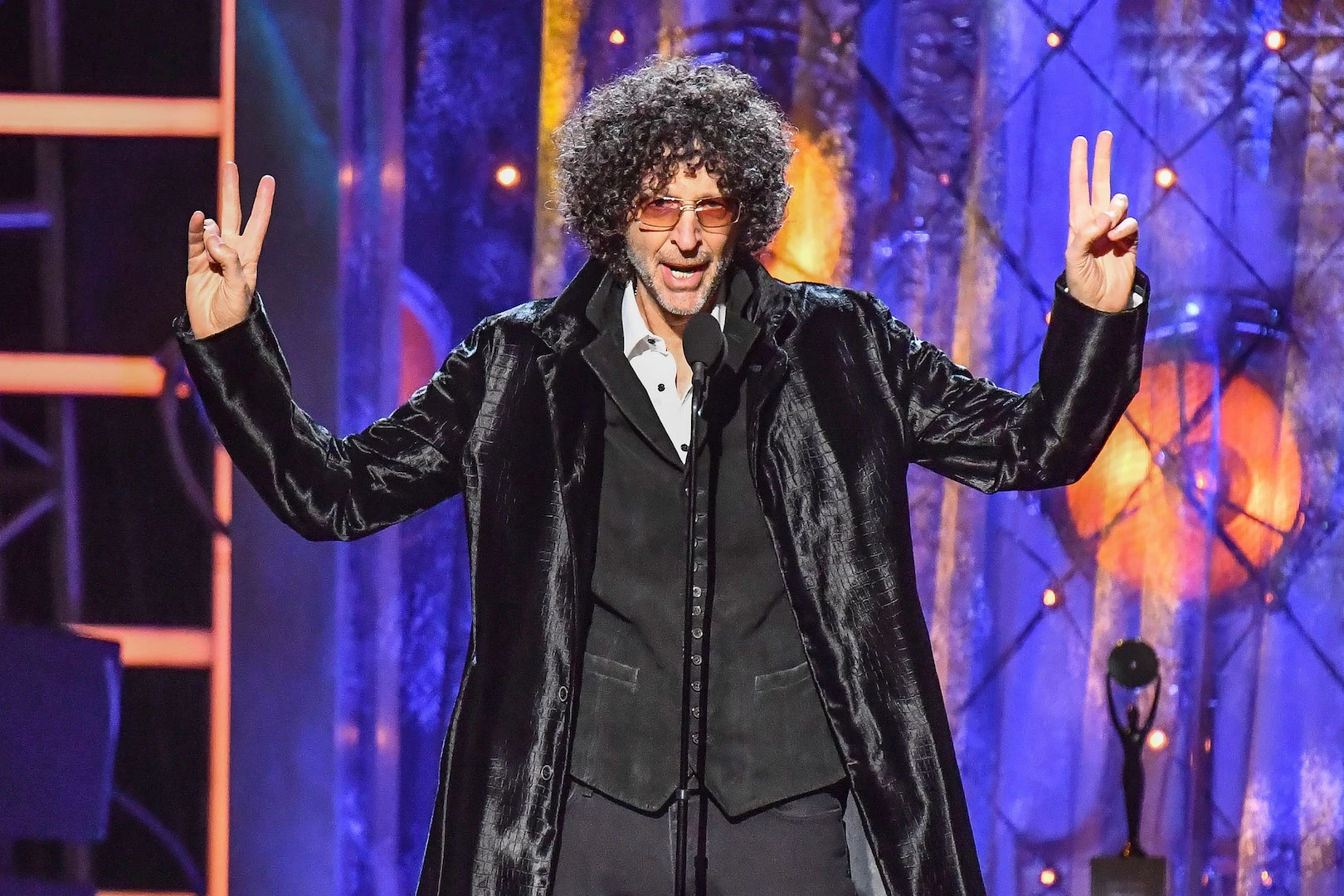 Howard stern the fuck saw