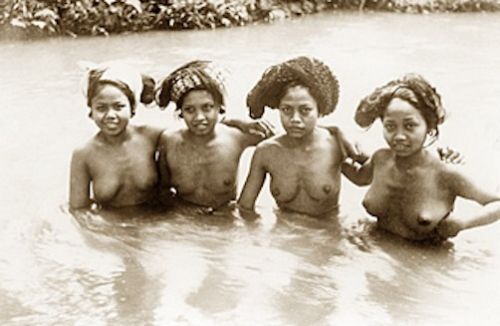 Nude native women on the island