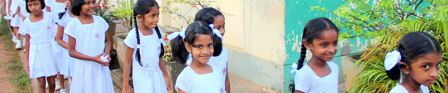 Sri lanka lebanon girls
