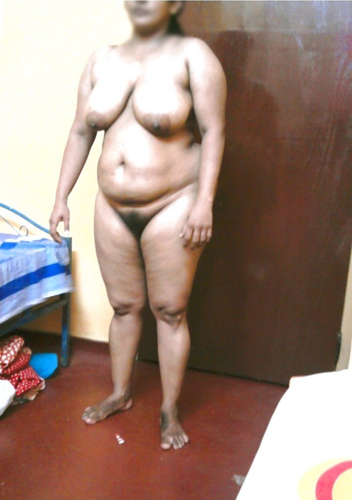 Big ass aunty nude photoshoot