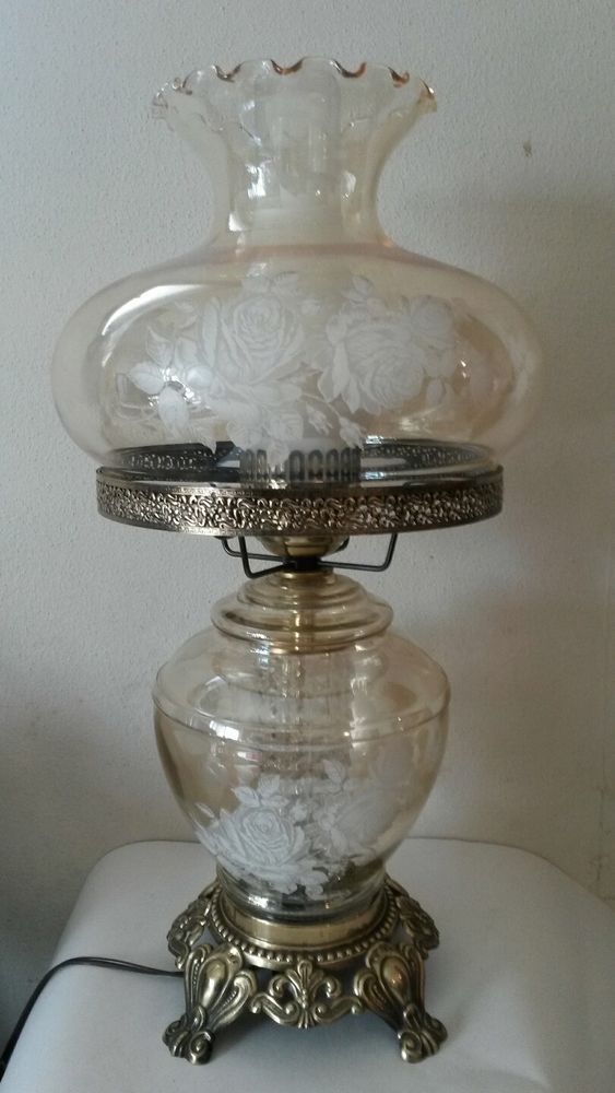 Appraise vintage hurricane lamp
